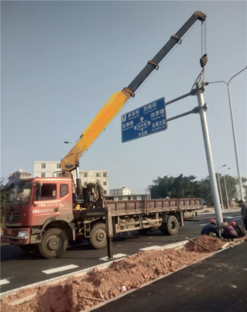 阳曲县设备吊装租赁吊车要用多大吊车