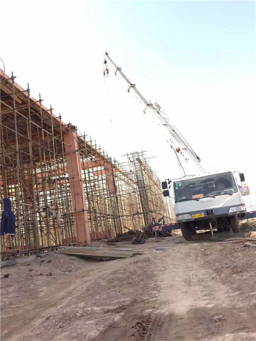 阳曲县25 吨、50 吨吊车怎么选？多大重量 / 半径适合对应车型？