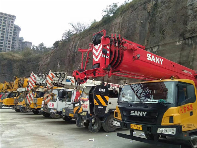 阳曲县吊车出租按什么计费？台班费、单次费、里程费怎么算？